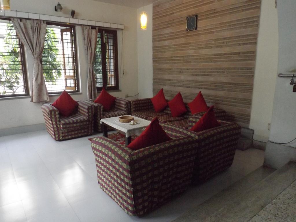 Aakash Ganga Holidays Hotel Calcutta Exterior foto